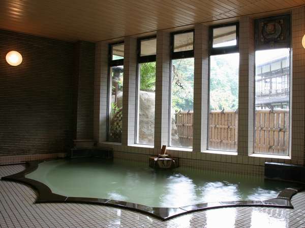 Public Main bath